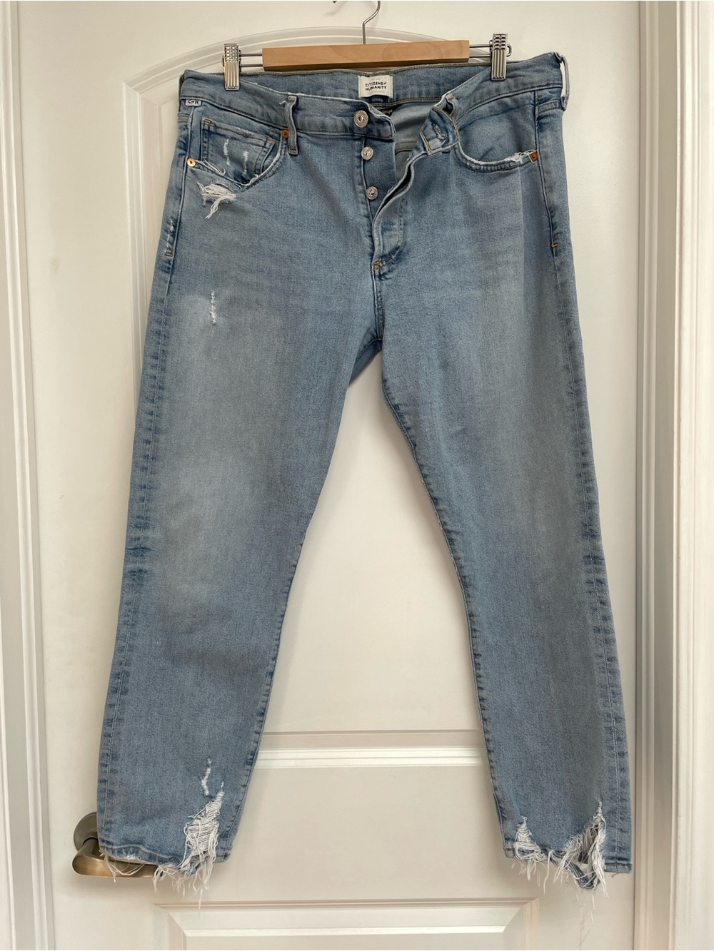 Citizens of Humanity Emerson Slim Boyfriend Jeans 31 Light Wash Distressed